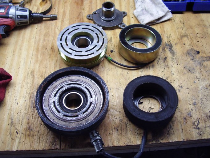 Aha! Why the Pulley Brothers kit uses a 4 rib belt... MR2 Owners Club